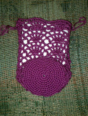 round purse